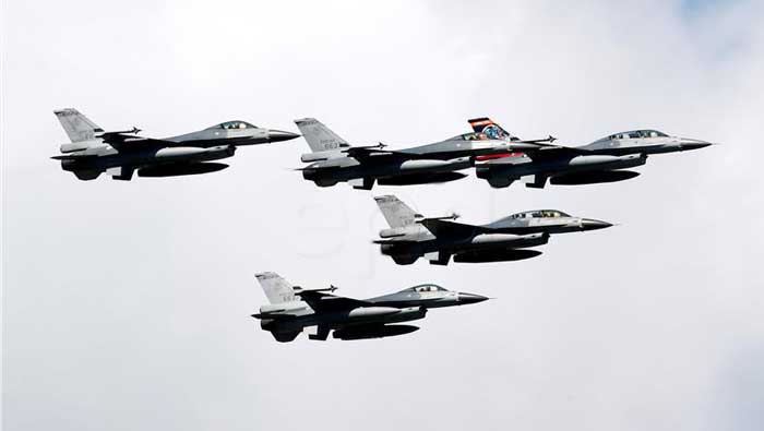 F-16