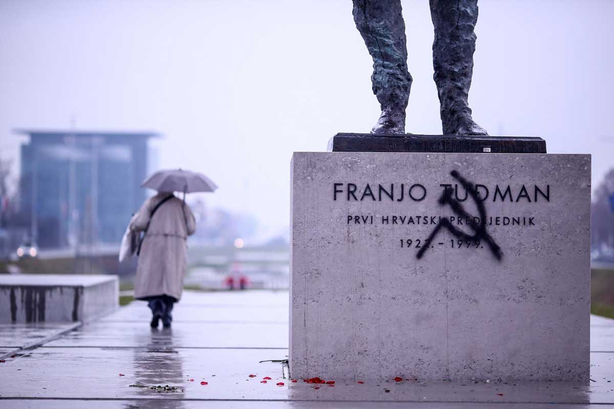 Spomenik Franjo Tuđman
