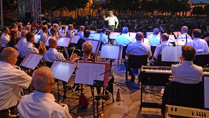 Koncert Simfonijskog puhačkog orkestra HV-a