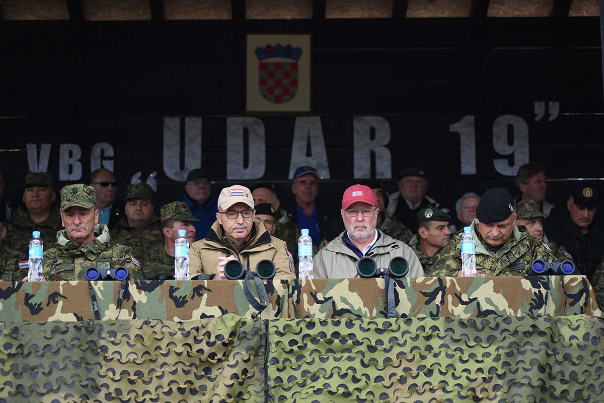 Udar 19