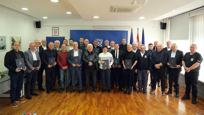 Potpisani ugovori o sufinanciranju izgradnje spomen-obilježja