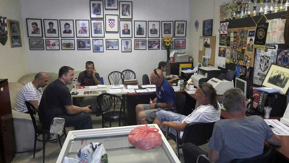 sastanak udruge crne mambe